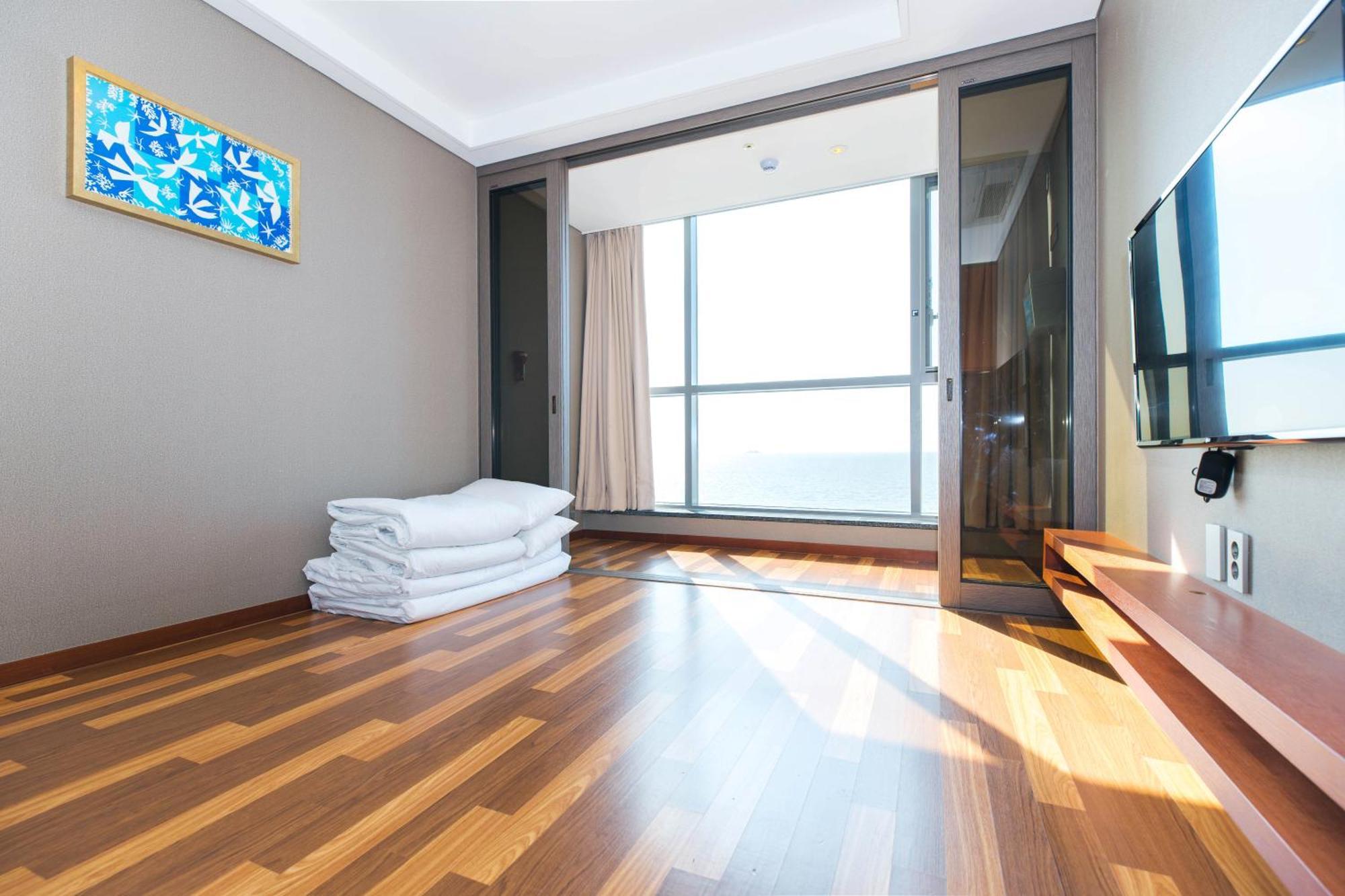Hotel Solaire بوريونغ المظهر الخارجي الصورة